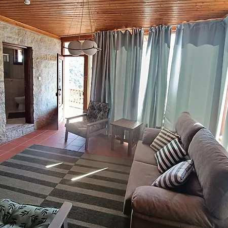 Quinta Do Castelo - Pool And Fast Wifi Frende