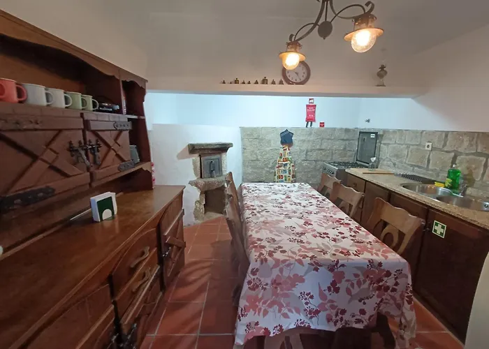 Villa Quinta Do Castelo - Pool And Fast Wifi Frende